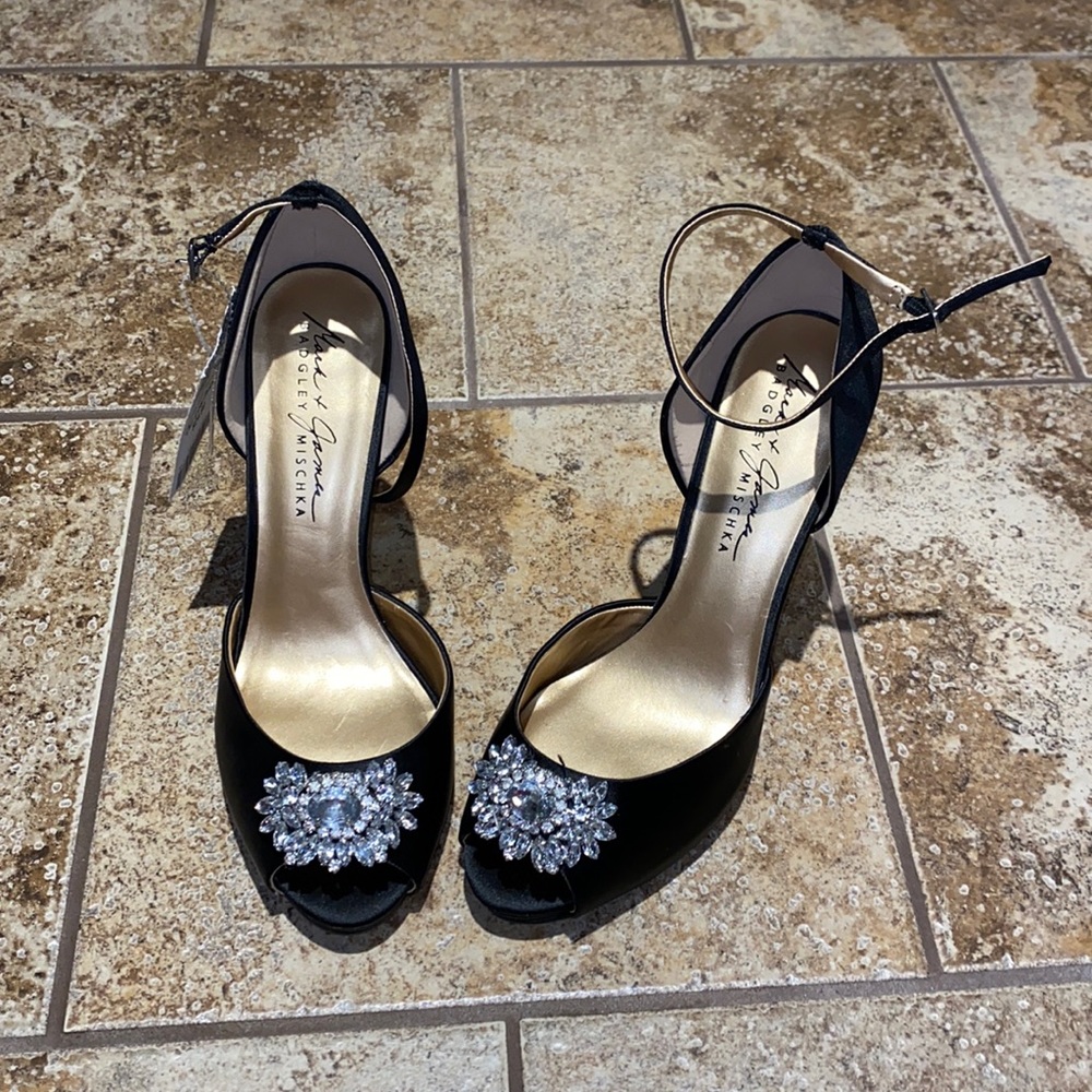 NEVER WORN BLACK BEJEWELED STILETTO HIGH HEELS 🖤